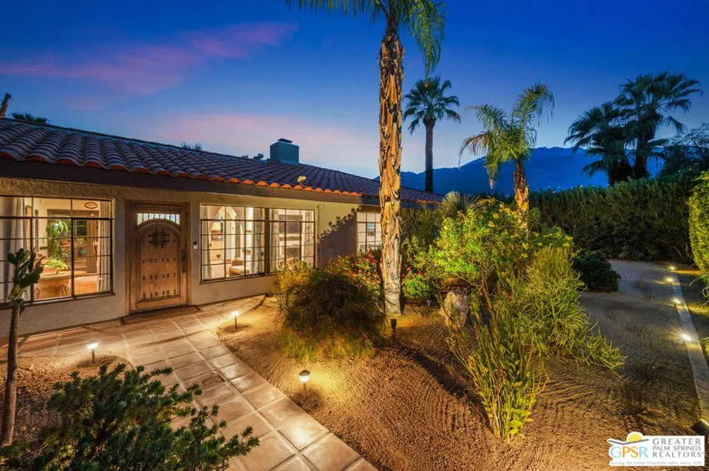 1471 E El Alameda Palm Springs, CA 92262