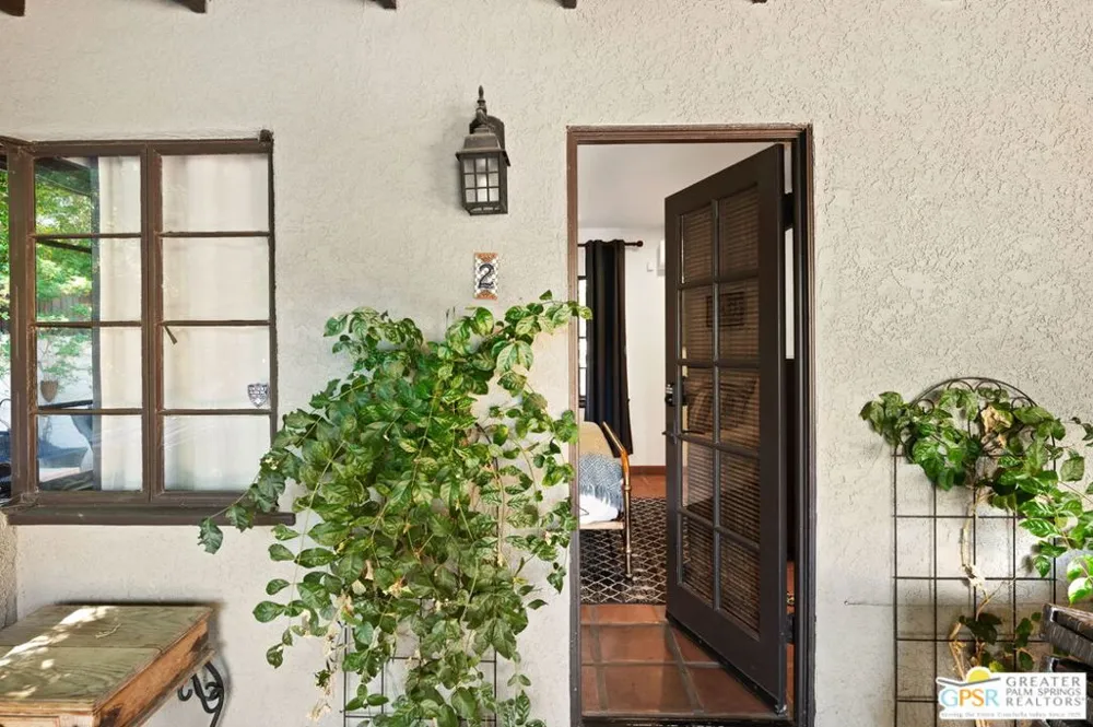1471 E El Alameda Palm Springs, CA 92262