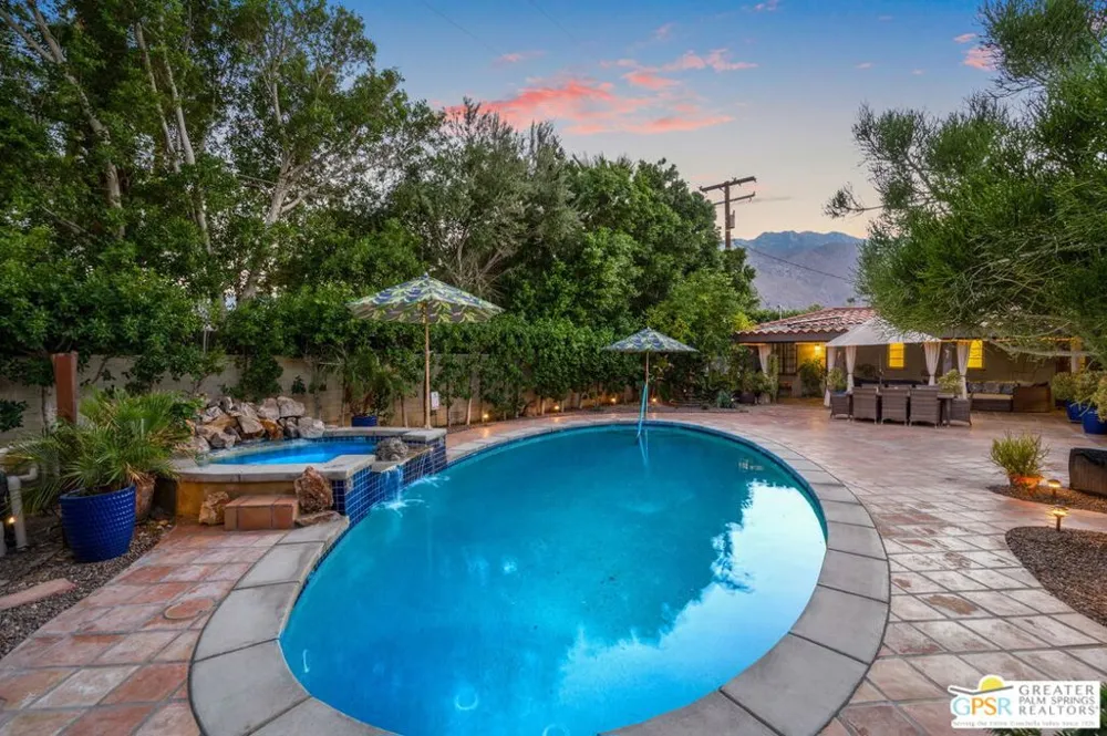 1471 E El Alameda Palm Springs, CA 92262