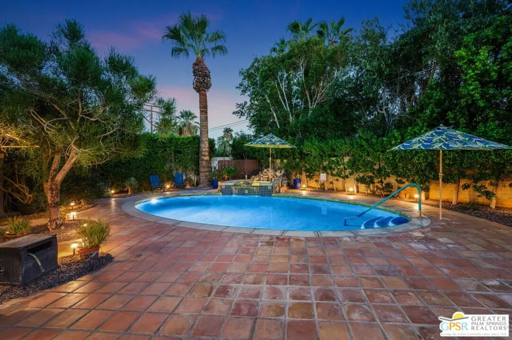 1471 E El Alameda Palm Springs, CA 92262