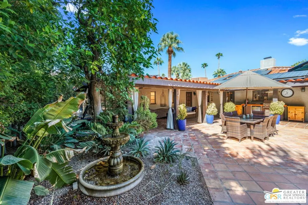 1471 E El Alameda Palm Springs, CA 92262