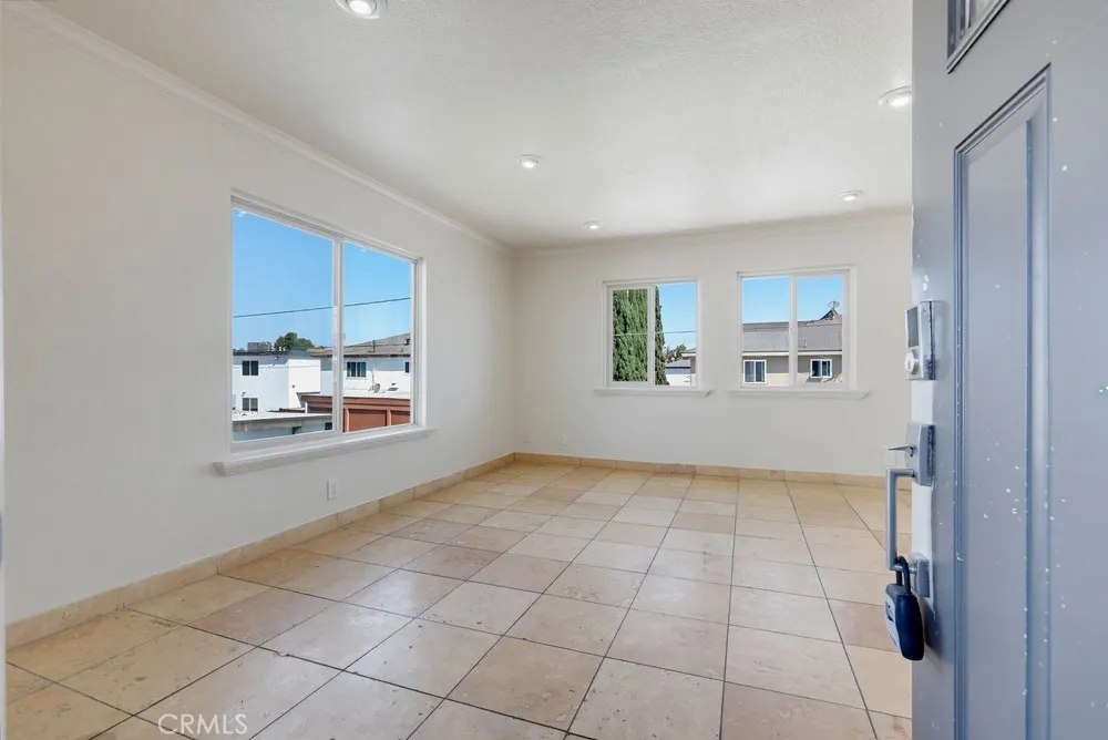 1010 Valencia Street #D Costa Mesa, CA 92626