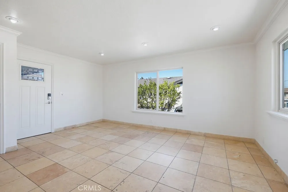 1010 Valencia Street #D Costa Mesa, CA 92626