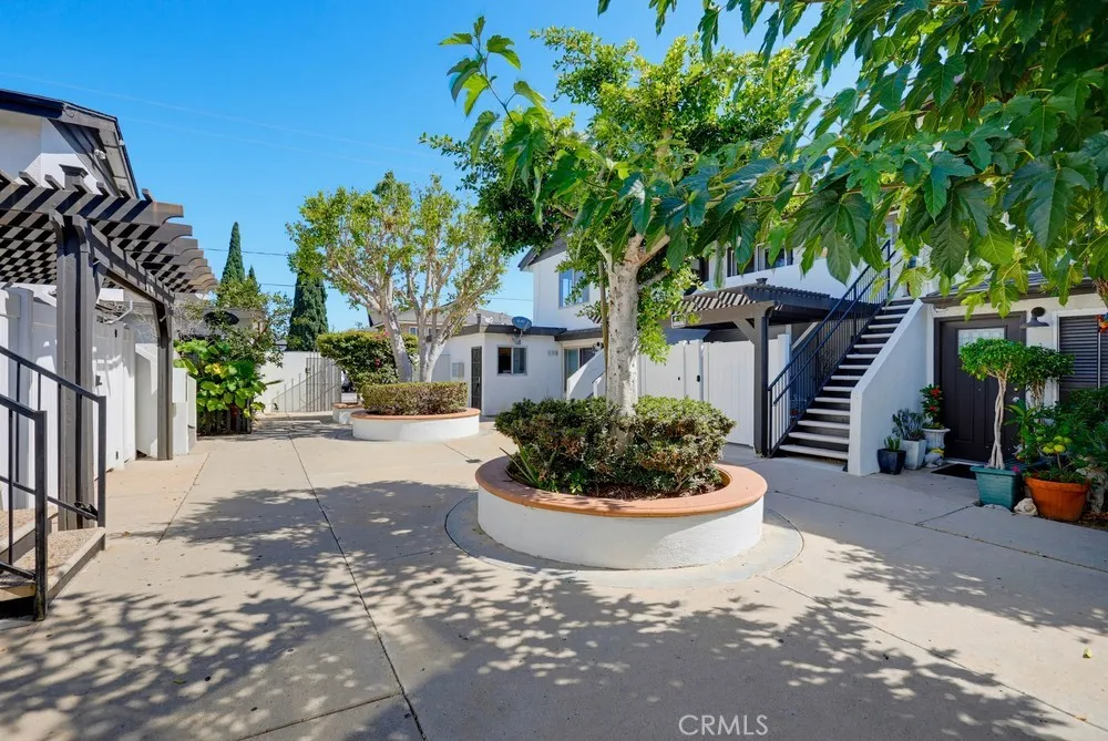 1010 Valencia Street #D Costa Mesa, CA 92626