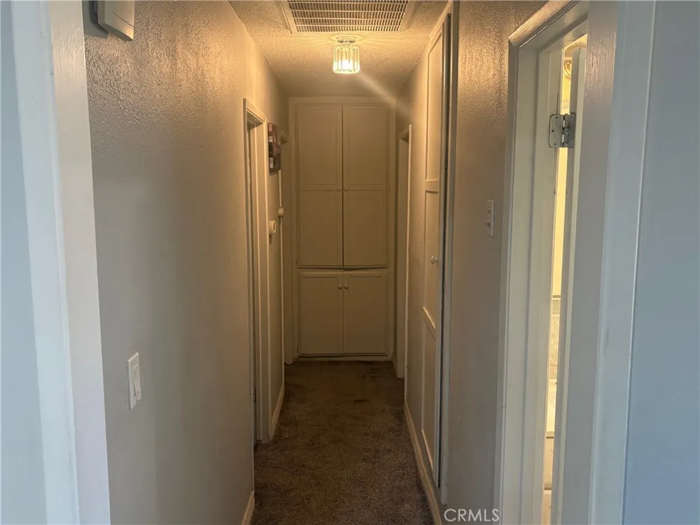 7936 Dumond Fontana, CA 92336