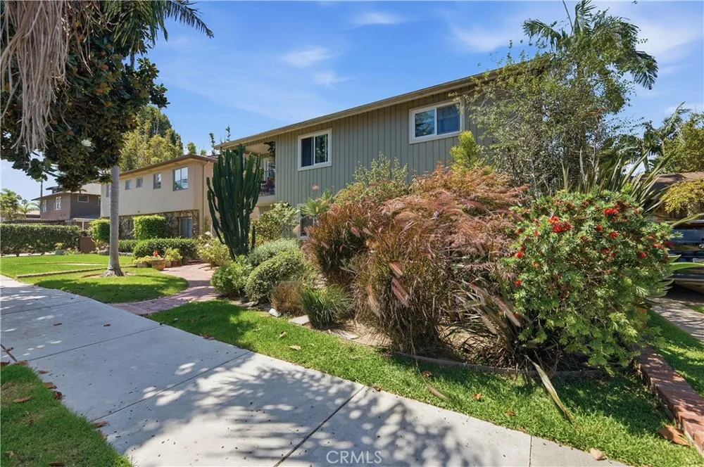 235 Mira Mar #7 Long Beach, CA 90803