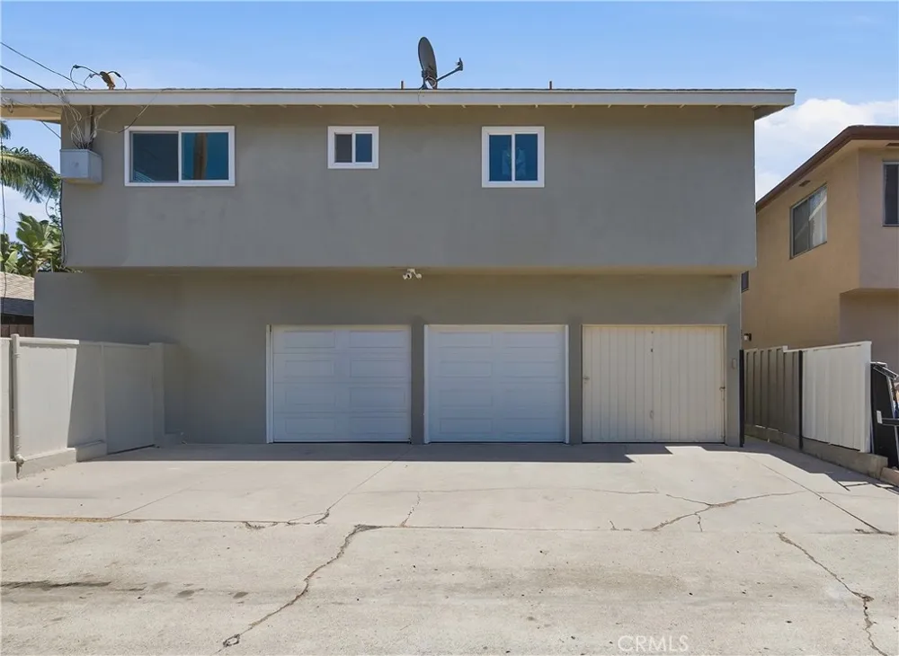 235 Mira Mar #7 Long Beach, CA 90803