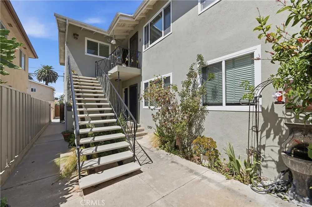 235 Mira Mar #7 Long Beach, CA 90803