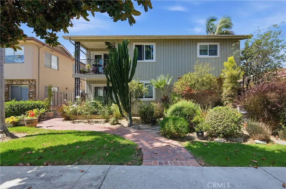 235 Mira Mar #7 Long Beach, CA 90803