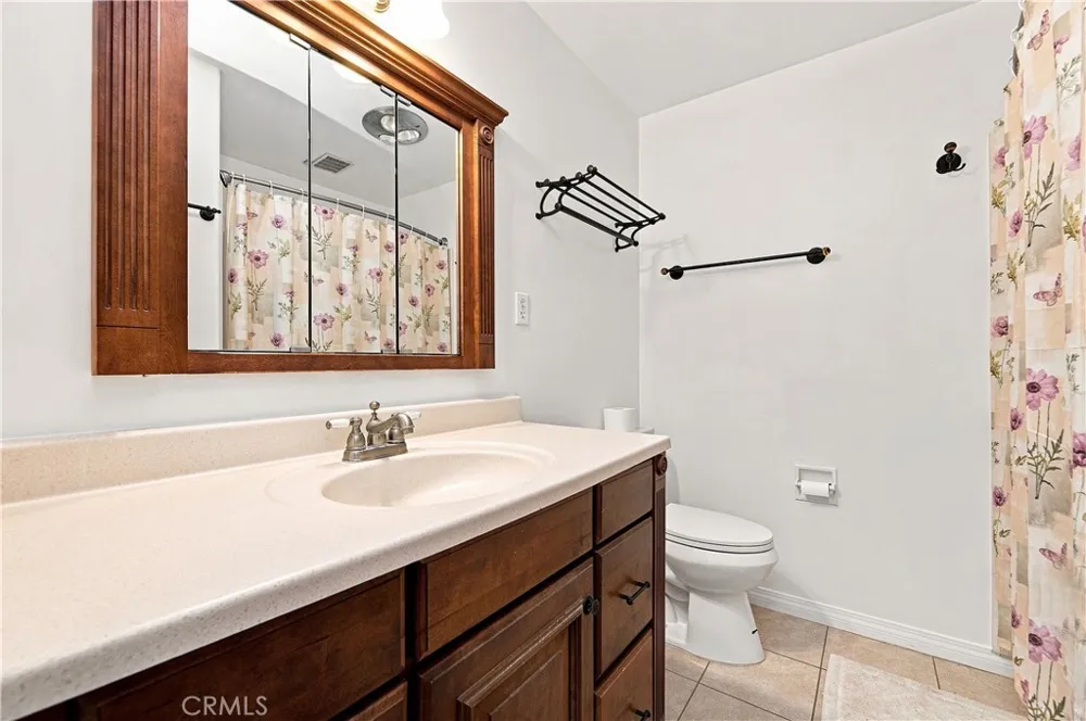 235 Mira Mar #7 Long Beach, CA 90803