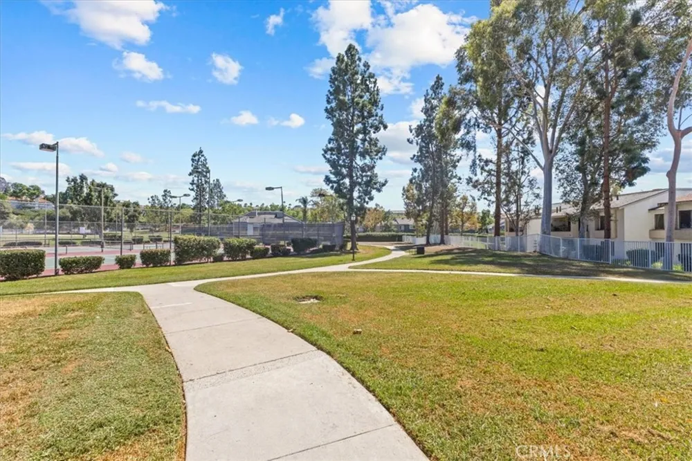 24292 El Pilar ##98 Laguna Niguel, CA 92677