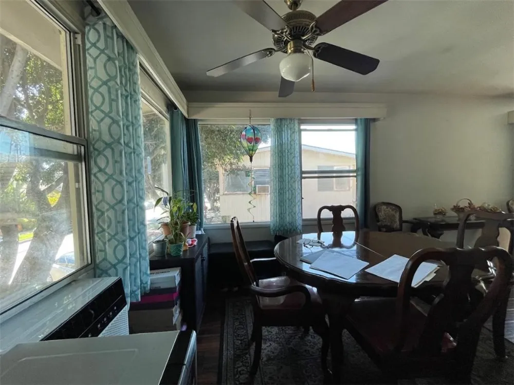 1035 E Appleton Street #2 Long Beach, CA 90802