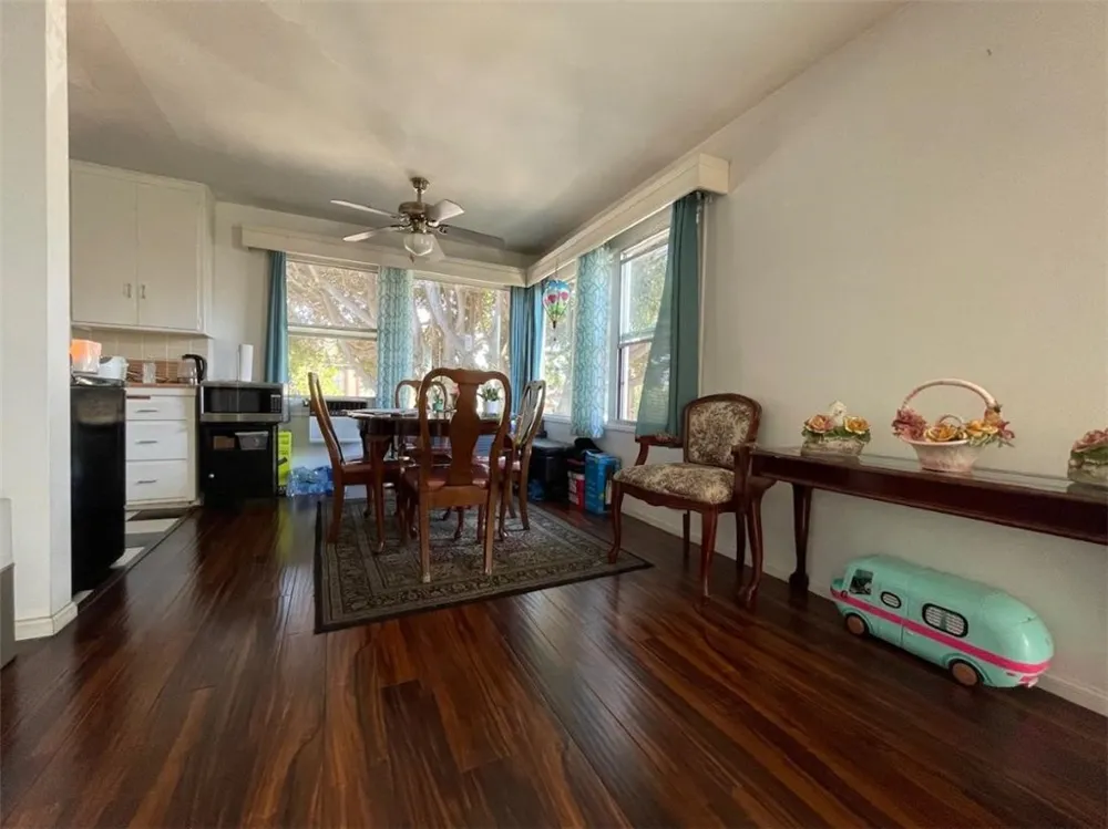 1035 E Appleton Street #2 Long Beach, CA 90802