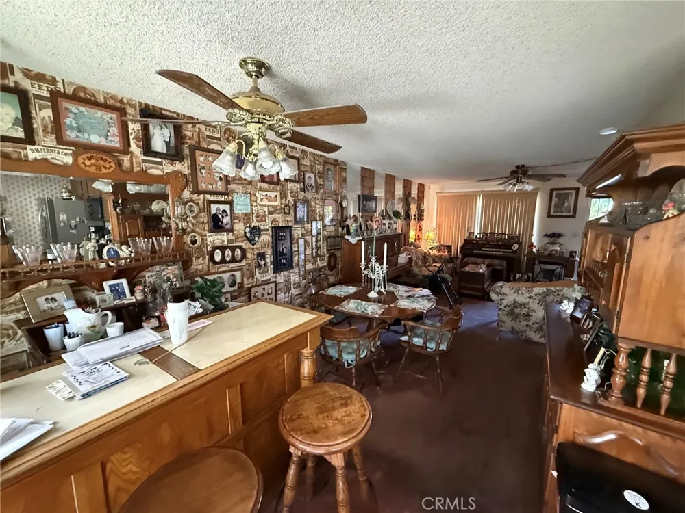 10404 Artesia Boulevard Bellflower, CA 90706