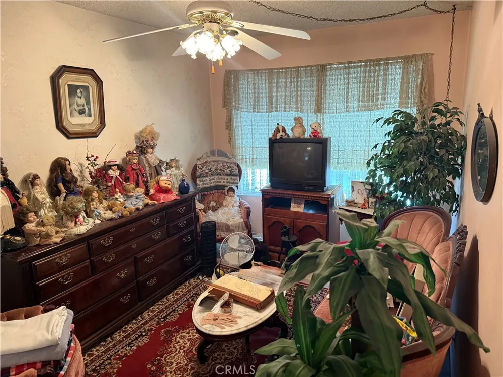 10404 Artesia Boulevard Bellflower, CA 90706