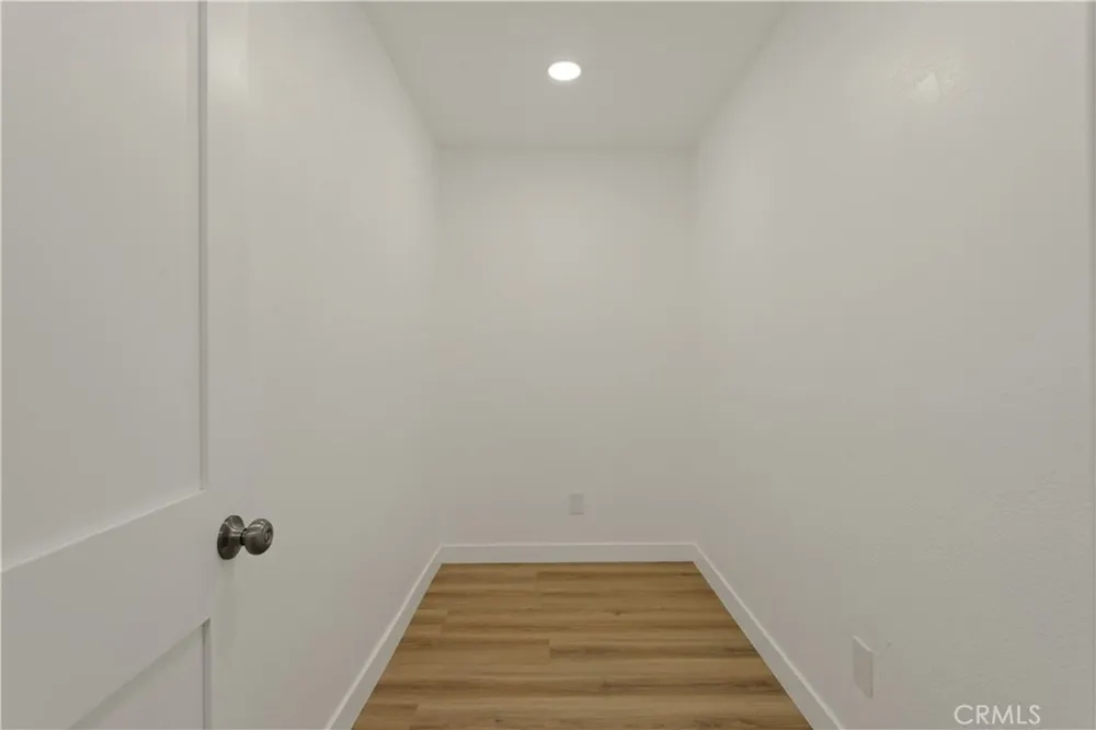 221 Sunkist West Covina, CA 91790