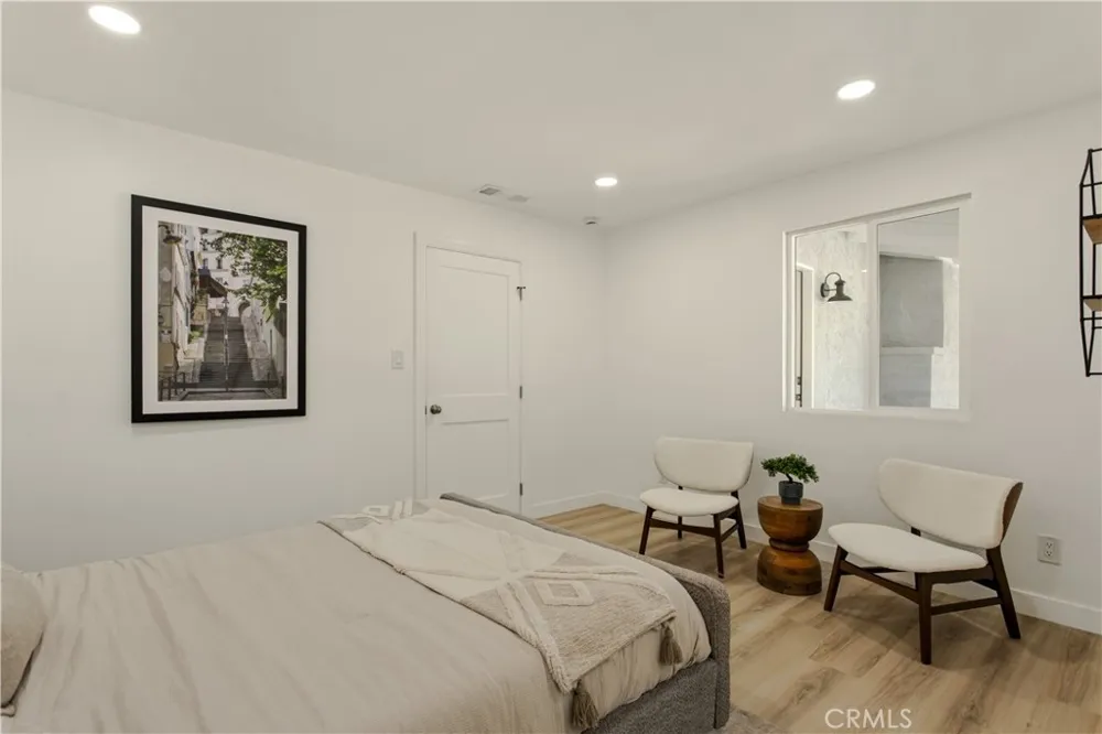 221 Sunkist West Covina, CA 91790