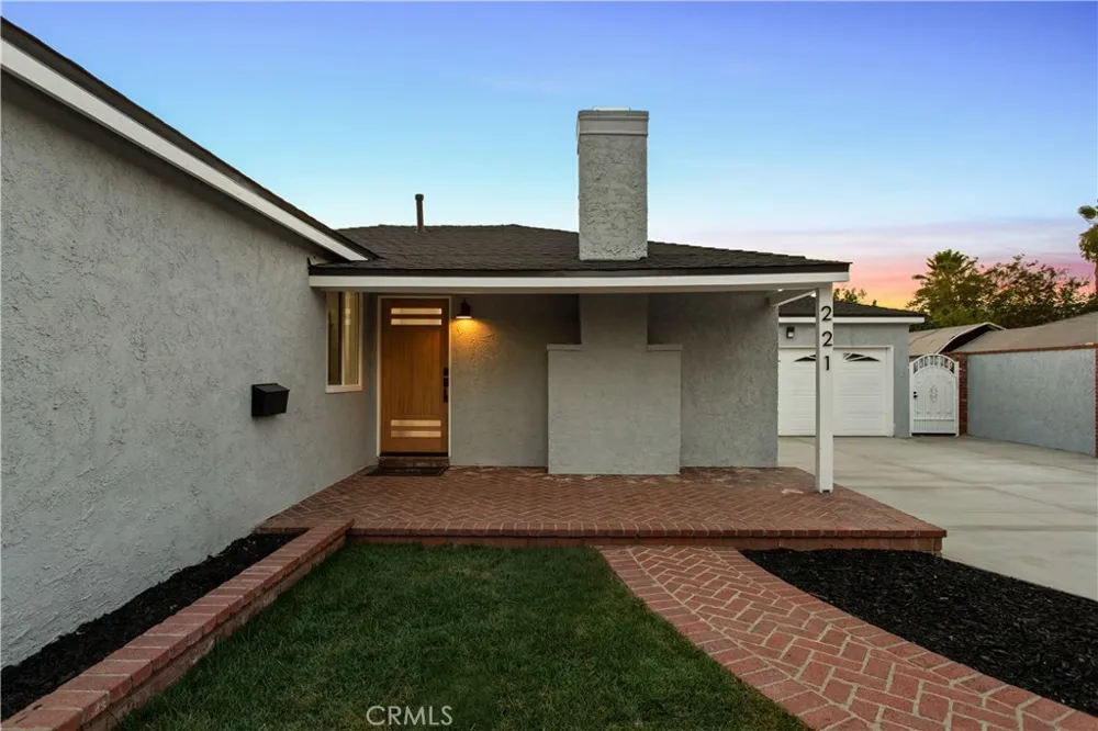 221 Sunkist West Covina, CA 91790