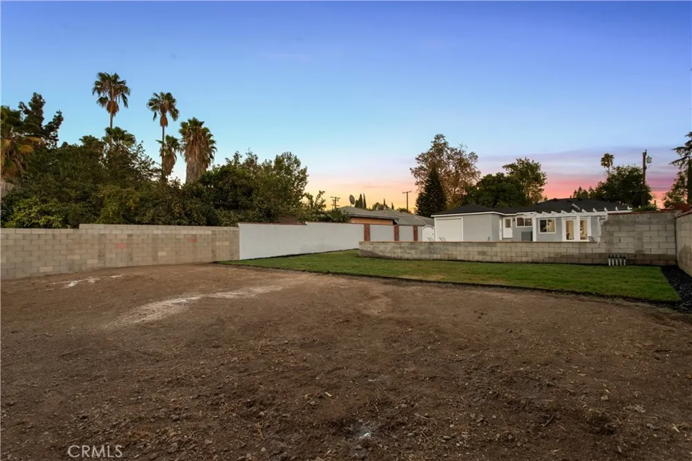 221 Sunkist West Covina, CA 91790