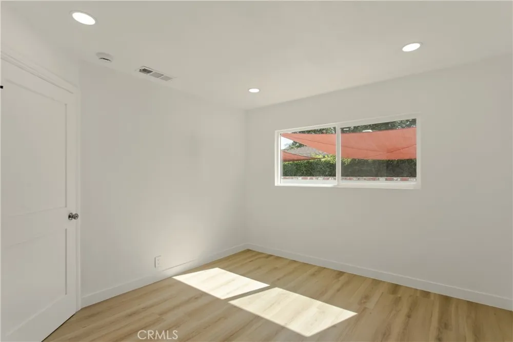 221 Sunkist West Covina, CA 91790