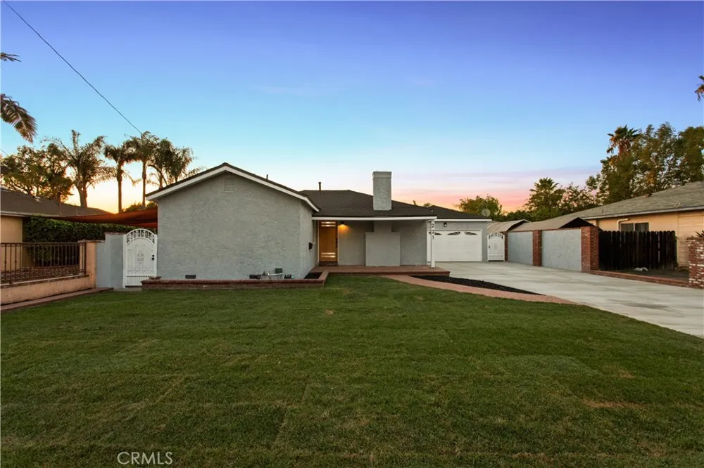 221 Sunkist West Covina, CA 91790