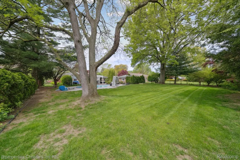 511 S GULLEY ROAD Dearborn City, MI 48124
