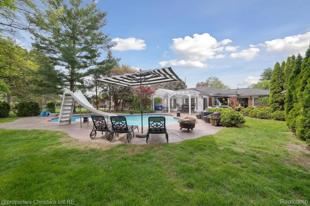511 S GULLEY ROAD Dearborn City, MI 48124