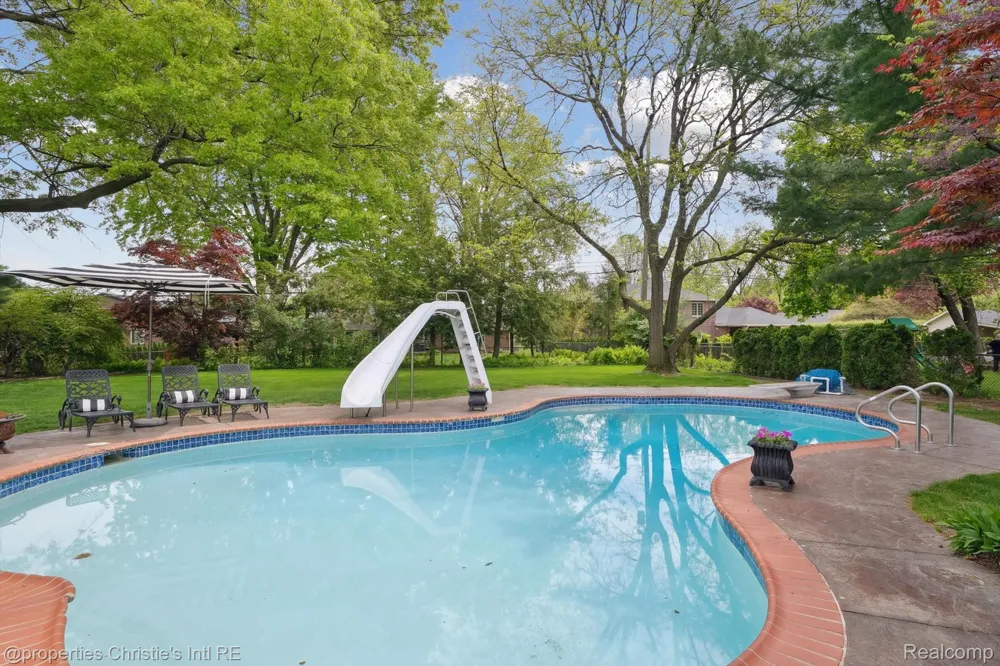 511 S GULLEY ROAD Dearborn City, MI 48124