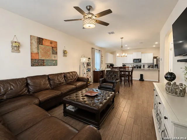 22011 PIVOT PT San Antonio, TX 78261