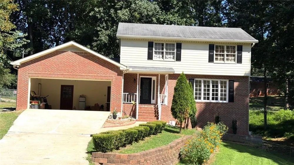 574 Hickory Hills Court Stone Mountain, GA 30083