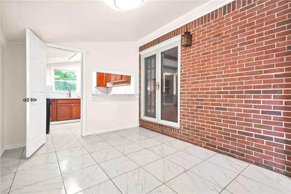 574 Hickory Hills Court Stone Mountain, GA 30083