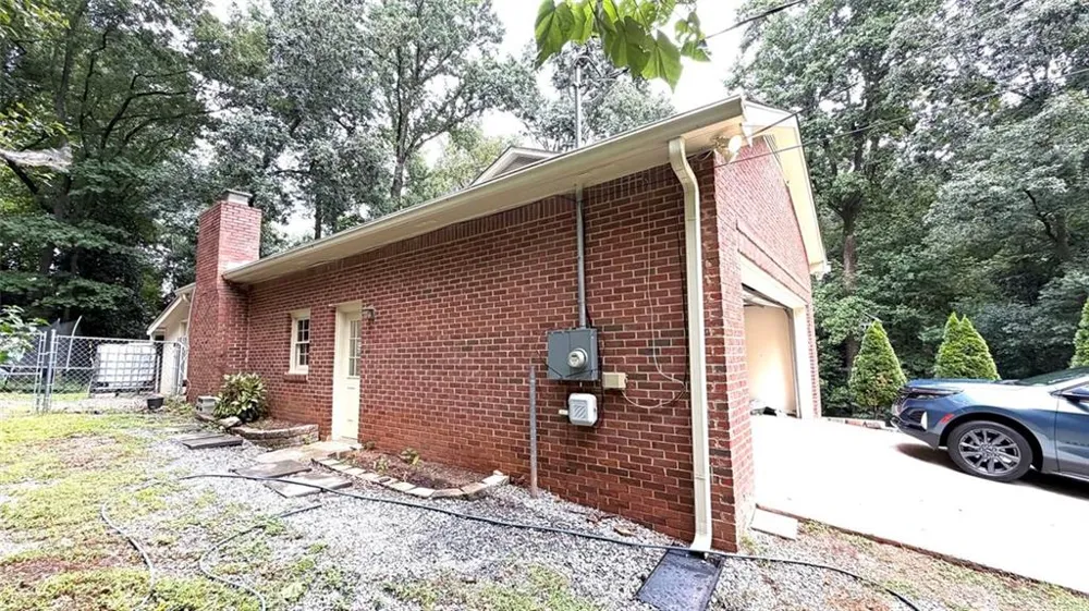 574 Hickory Hills Court Stone Mountain, GA 30083