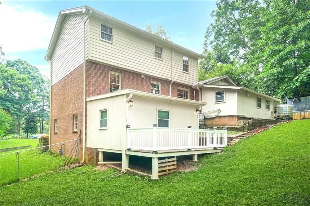 574 Hickory Hills Court Stone Mountain, GA 30083