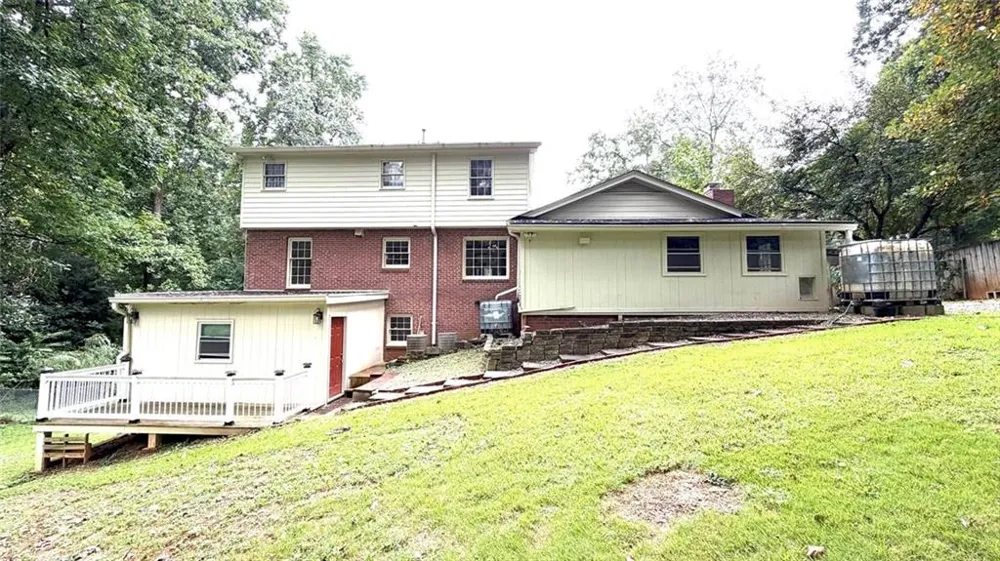 574 Hickory Hills Court Stone Mountain, GA 30083