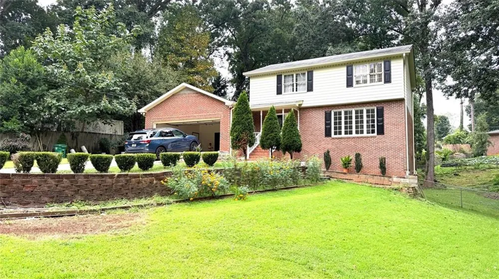 574 Hickory Hills Court Stone Mountain, GA 30083