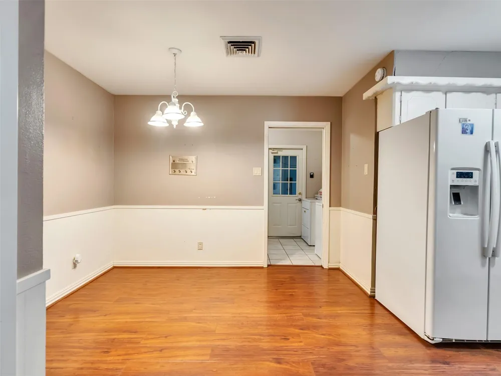 1805 Allen Street Rosenberg, TX 77471
