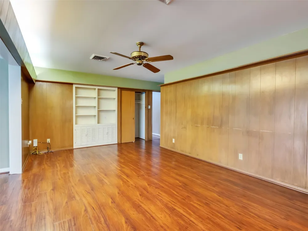 1805 Allen Street Rosenberg, TX 77471