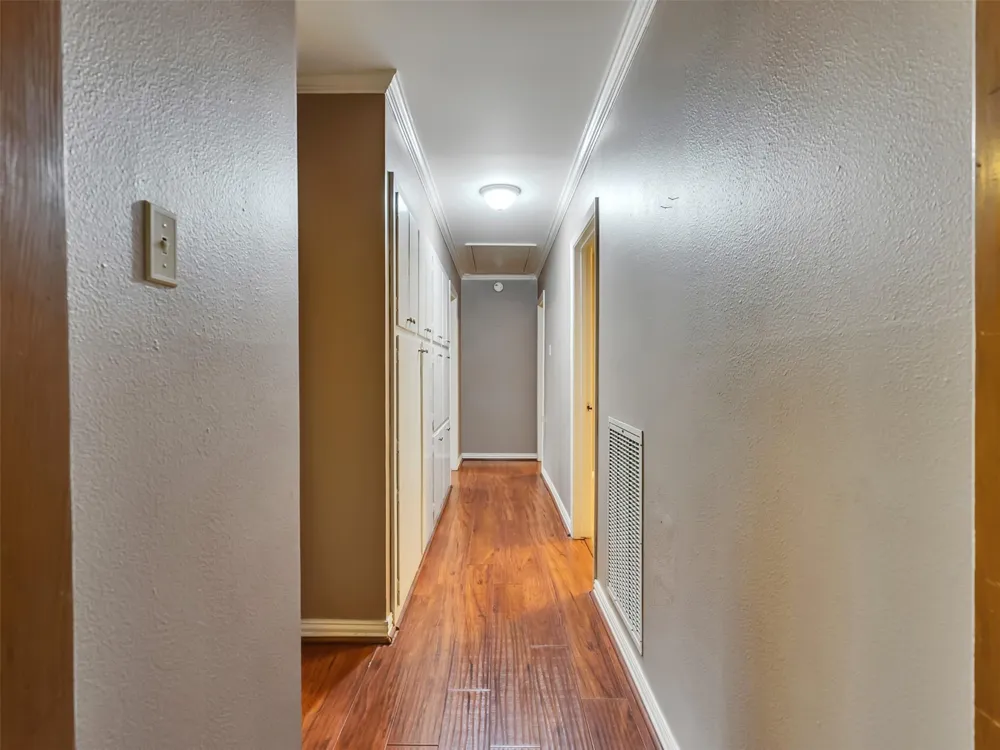 1805 Allen Street Rosenberg, TX 77471