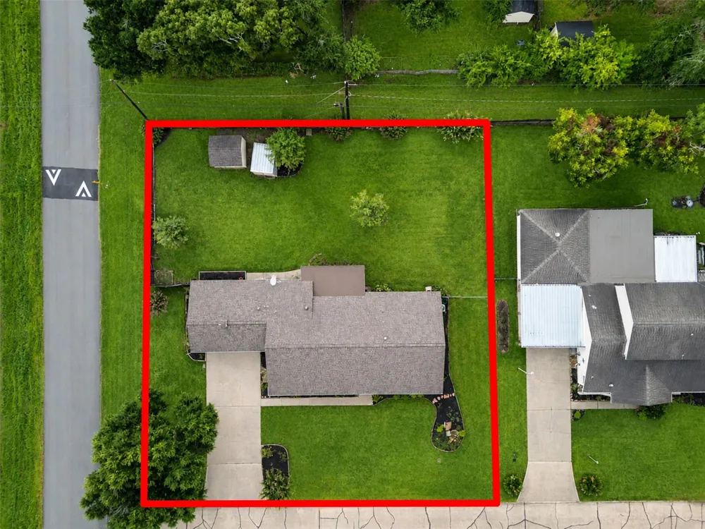 1805 Allen Street Rosenberg, TX 77471