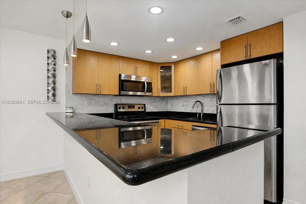 1975 Normandy Dr #303 Miami Beach, FL 33141