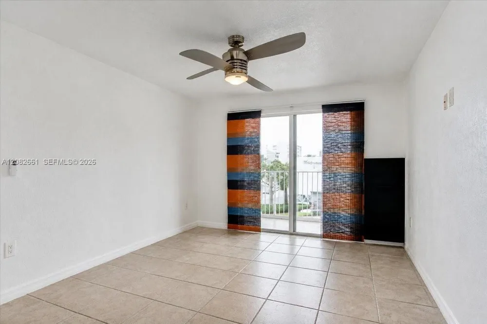 1975 Normandy Dr #303 Miami Beach, FL 33141