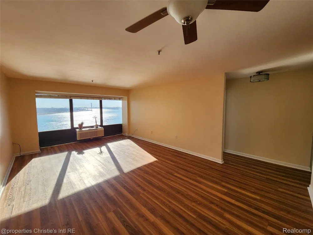1001 W JEFFERSON AVENUE #17E Detroit City, MI 48226