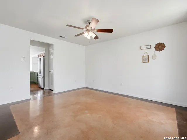 1208 ODaniel School Rd Seguin, TX 78155