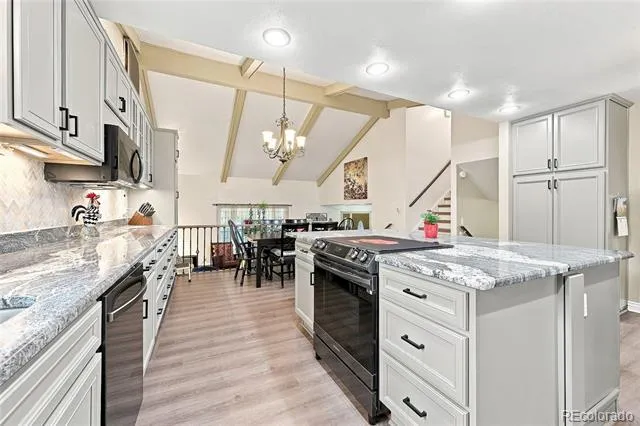 1570 S Macon Street Aurora, CO 80012