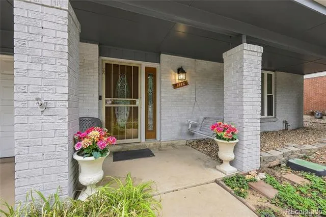 1570 S Macon Street Aurora, CO 80012