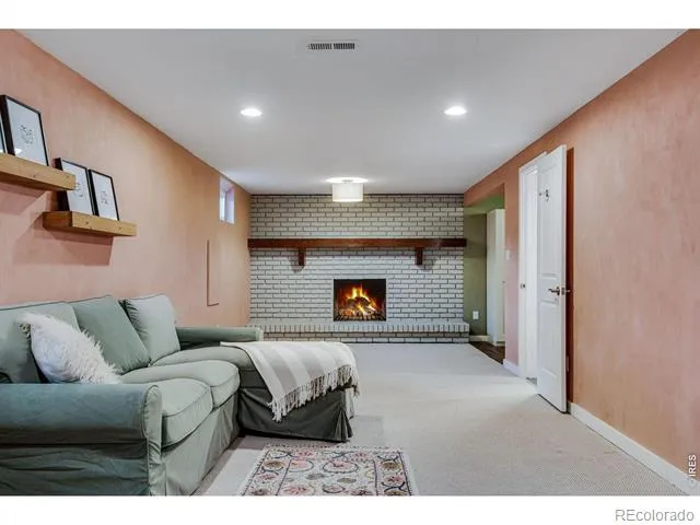 7618 Aberdeen Way Boulder, CO 80301