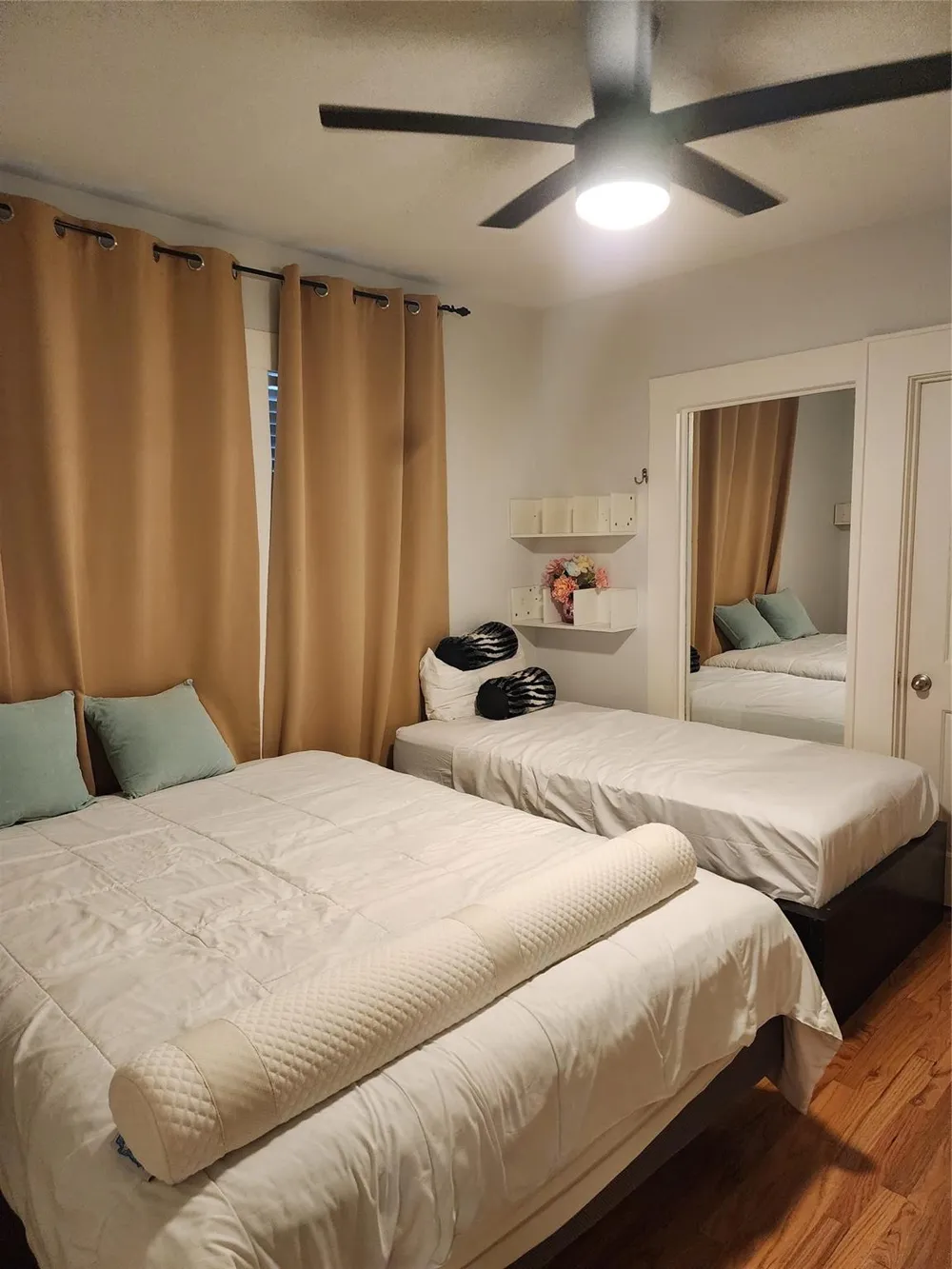 606 Vincent Street Houston, TX 77009