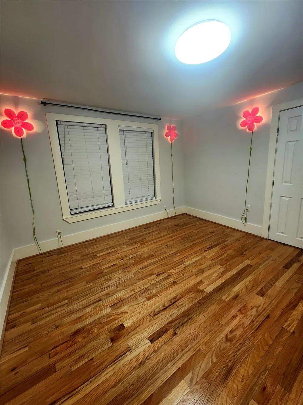 606 Vincent Street Houston, TX 77009