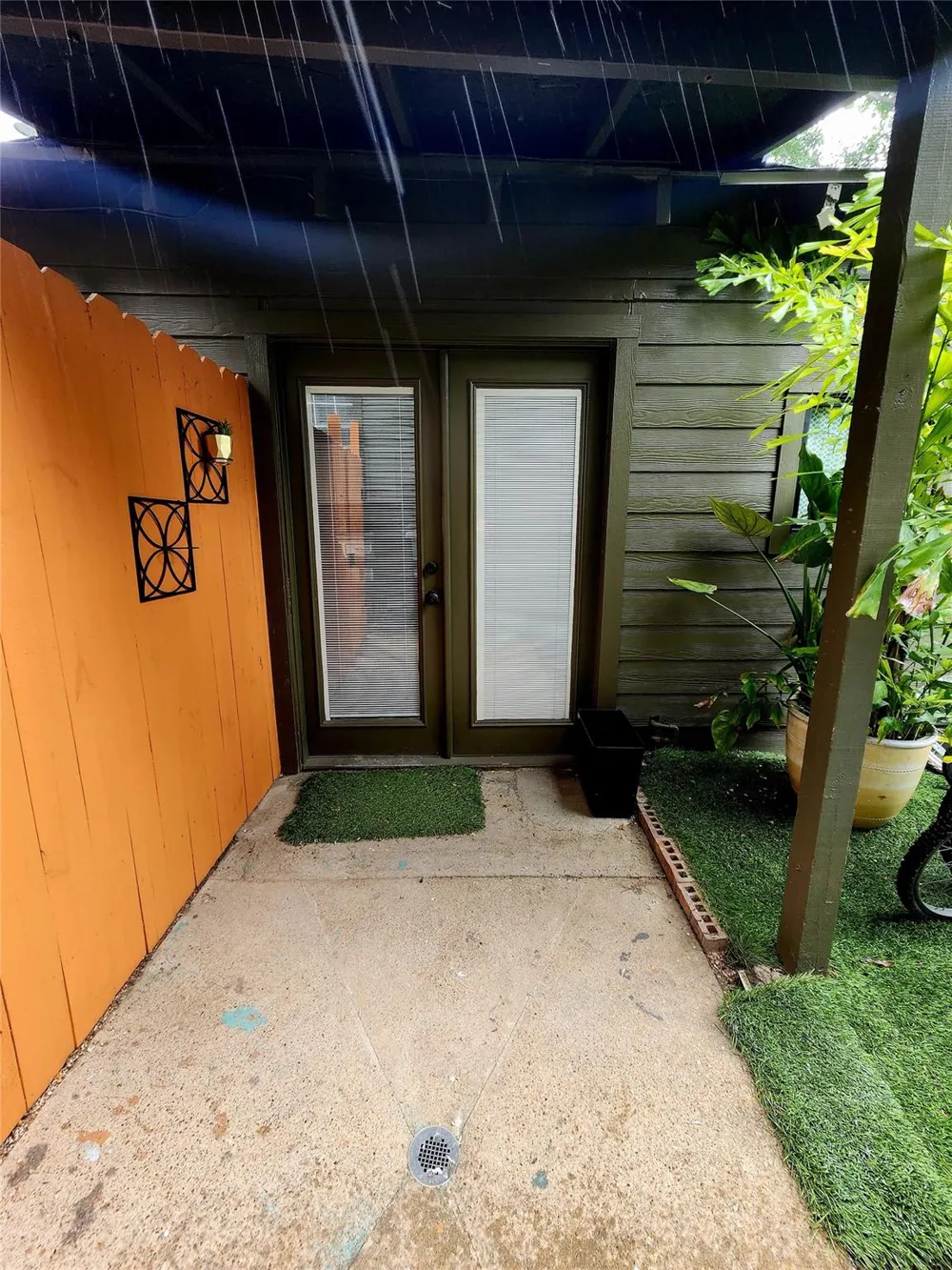 606 Vincent Street Houston, TX 77009