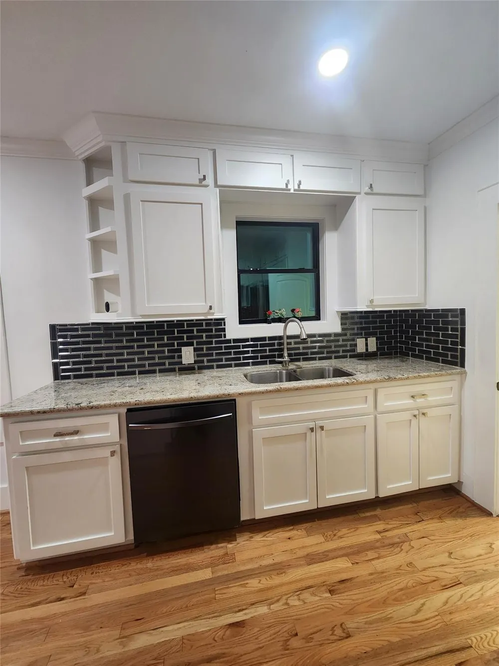 606 Vincent Street Houston, TX 77009